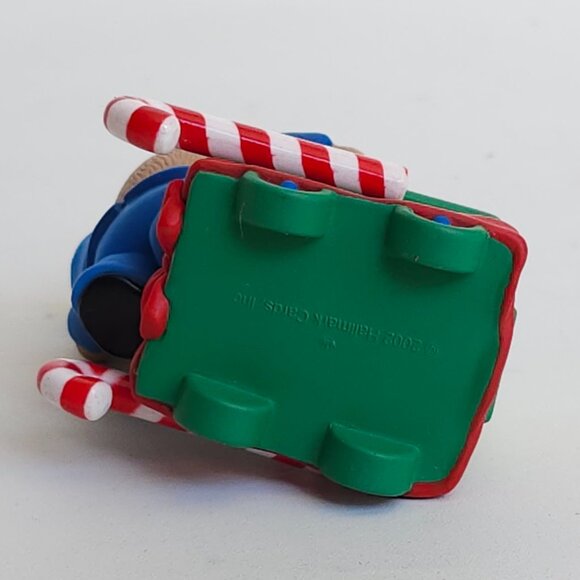 ADORABLE Hallmark Keepsake Ornament Child's Fifth Christmas Teddy Bear Train - Picture 4 of 10